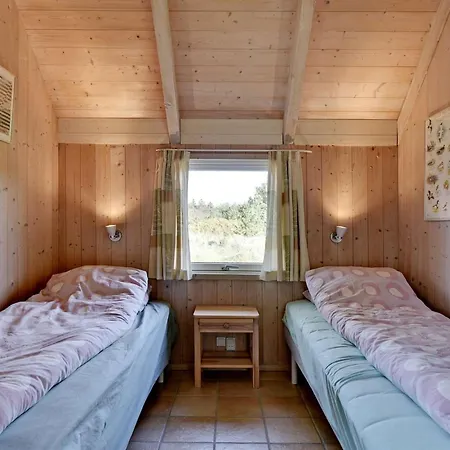 Ansine - 1-2km From The Sea By Interhome