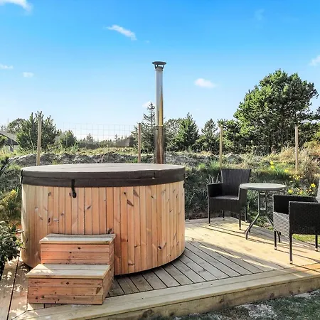 度假居 Ansine - 1-2km From The Sea By Interhome *