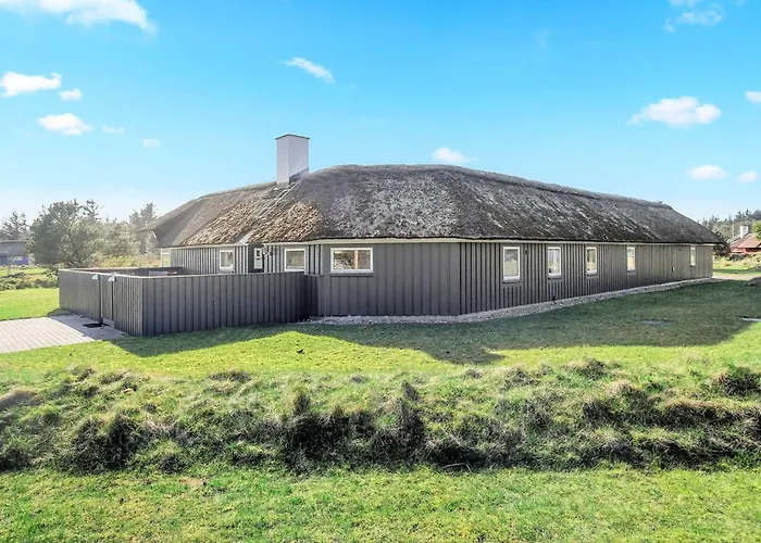 Ansine - 1-2km From The Sea By Interhome *